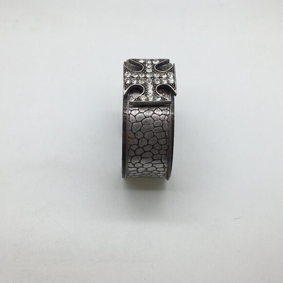Maltese Cross Cuff Bracelet Sparkly Rhinestones Silver Tone Iron Cross Biker - Picture 6 of 6